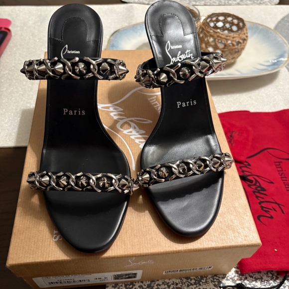 Christian louboutin heels - Picture 2 of 5